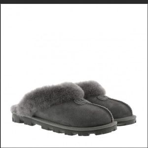 UGG 🔴 Coquette slipper in gray